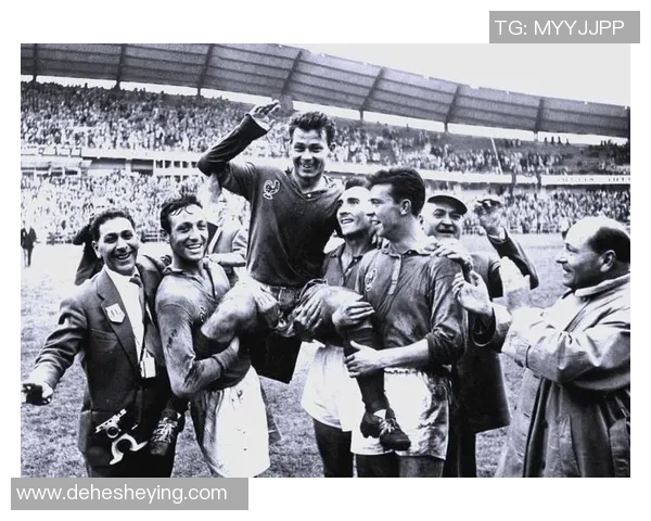 法国足球队历届球星回顾与现代足球传奇的崛起 法国足球队历届球星回顾与现代足球传奇的崛起