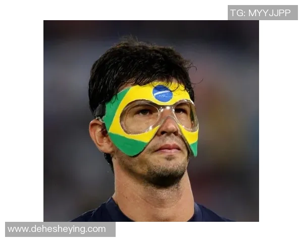 戴面罩的足球球星揭秘 他为何选择用面罩保护自己